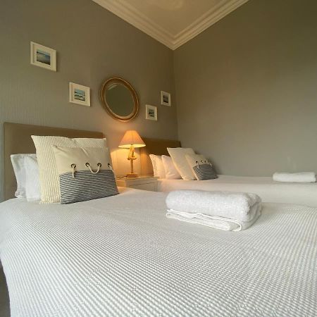 The Old Rectory Bed & Breakfast Largs Ngoại thất bức ảnh