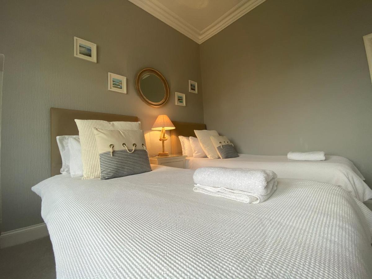 The Old Rectory Bed & Breakfast Largs Ngoại thất bức ảnh