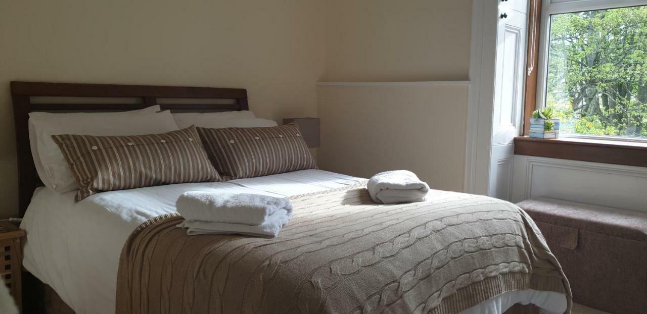 The Old Rectory Bed & Breakfast Largs Ngoại thất bức ảnh